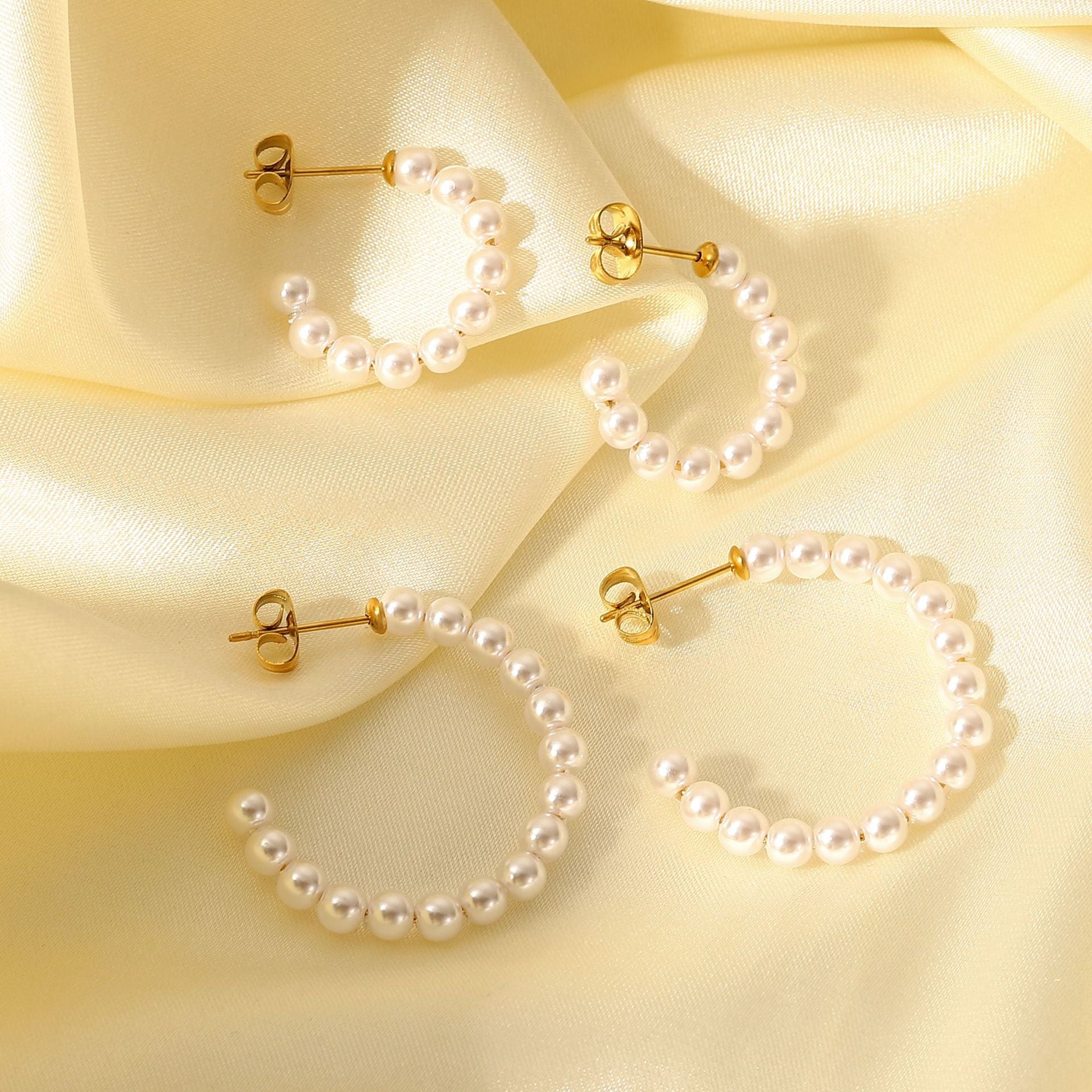 Fashion 18k Gold Stainless Steel C-shaped Pearl Hoop Earrings