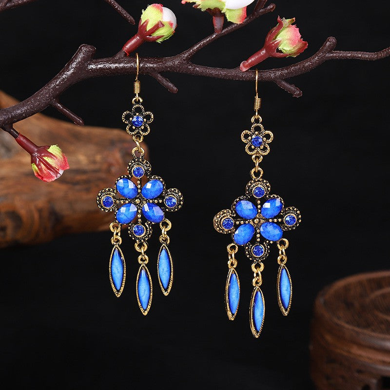 New Retro Ethnic Style Diamond Hollow Long Tassel Alloy Earrings Wholesale