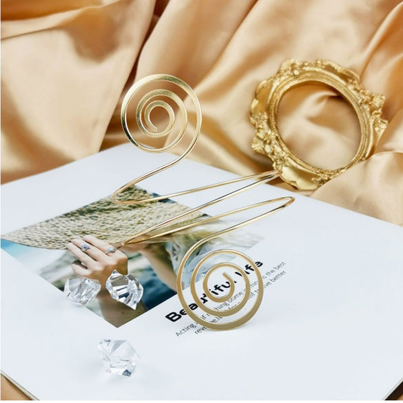 Fashion Multi-layer Glossy Notes Bracelet Spiral Alloy Armband