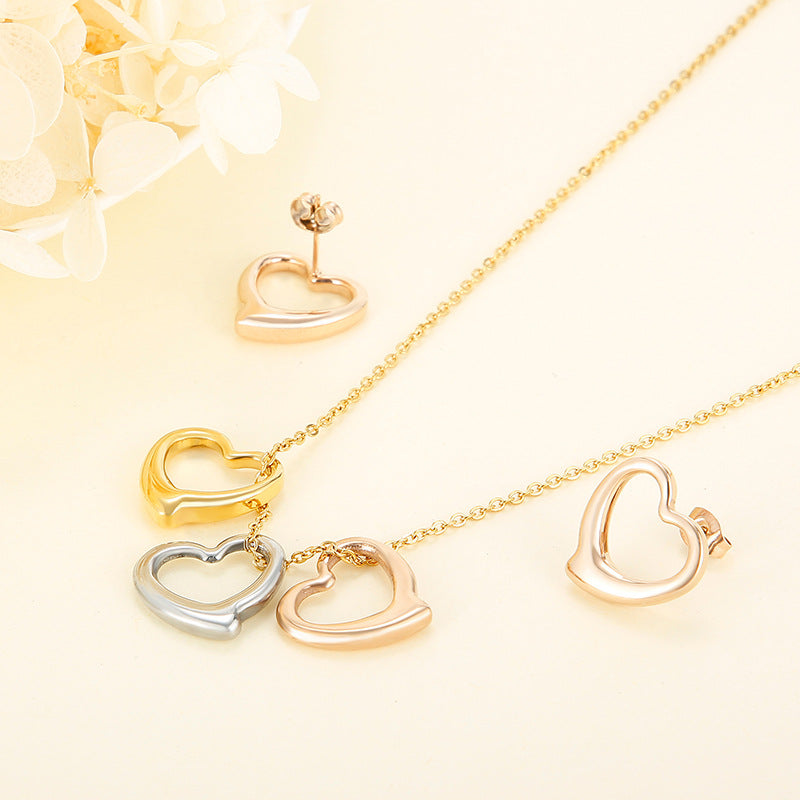 Wholesale Fashion Heart Titanium Steel