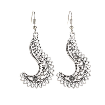 Vintage Style Hollow Hook Pendant Alloy Women's Earrings