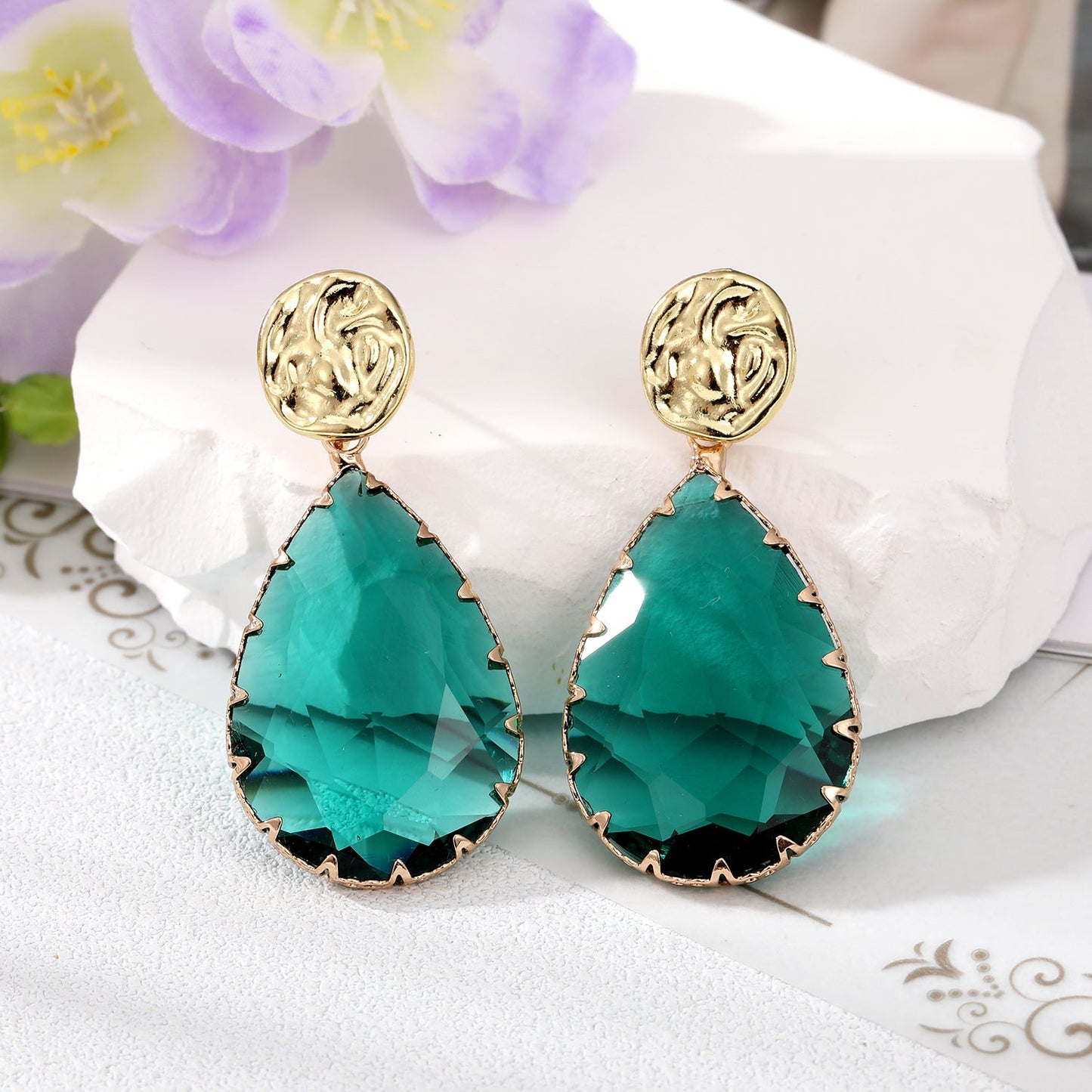 Women's Fashion Geometric Water Drop Alloy Earrings Inlaid Crystal Crystal Earrings