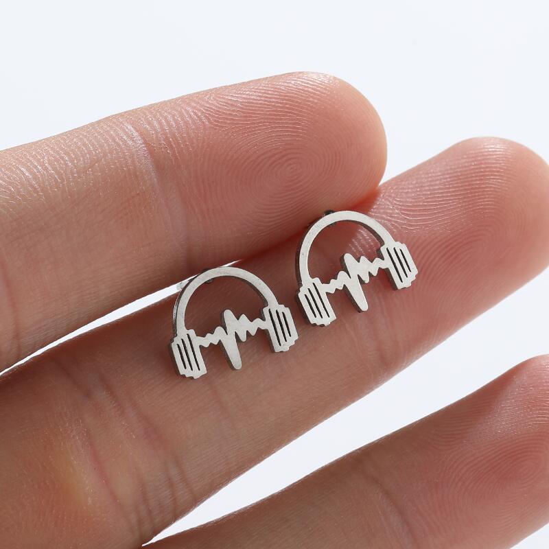 Fashion Geometric Titanium Steel Ear Studs Plating No Inlaid Stainless Steel Earrings