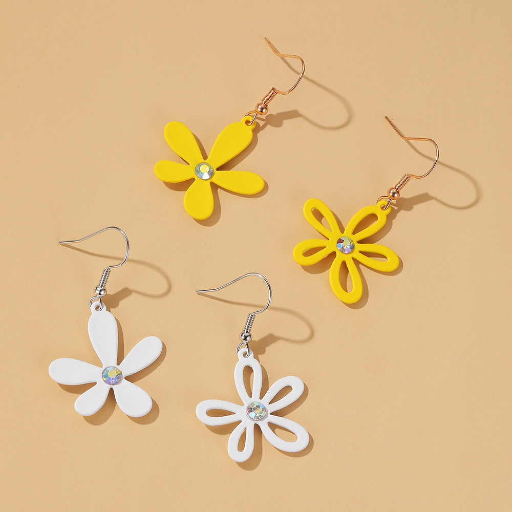 New Earrings About Asymmetric Hollow Flower Earrings Small Fresh Girl Feeling Five Petals Earrings Wholesale Gooddiy