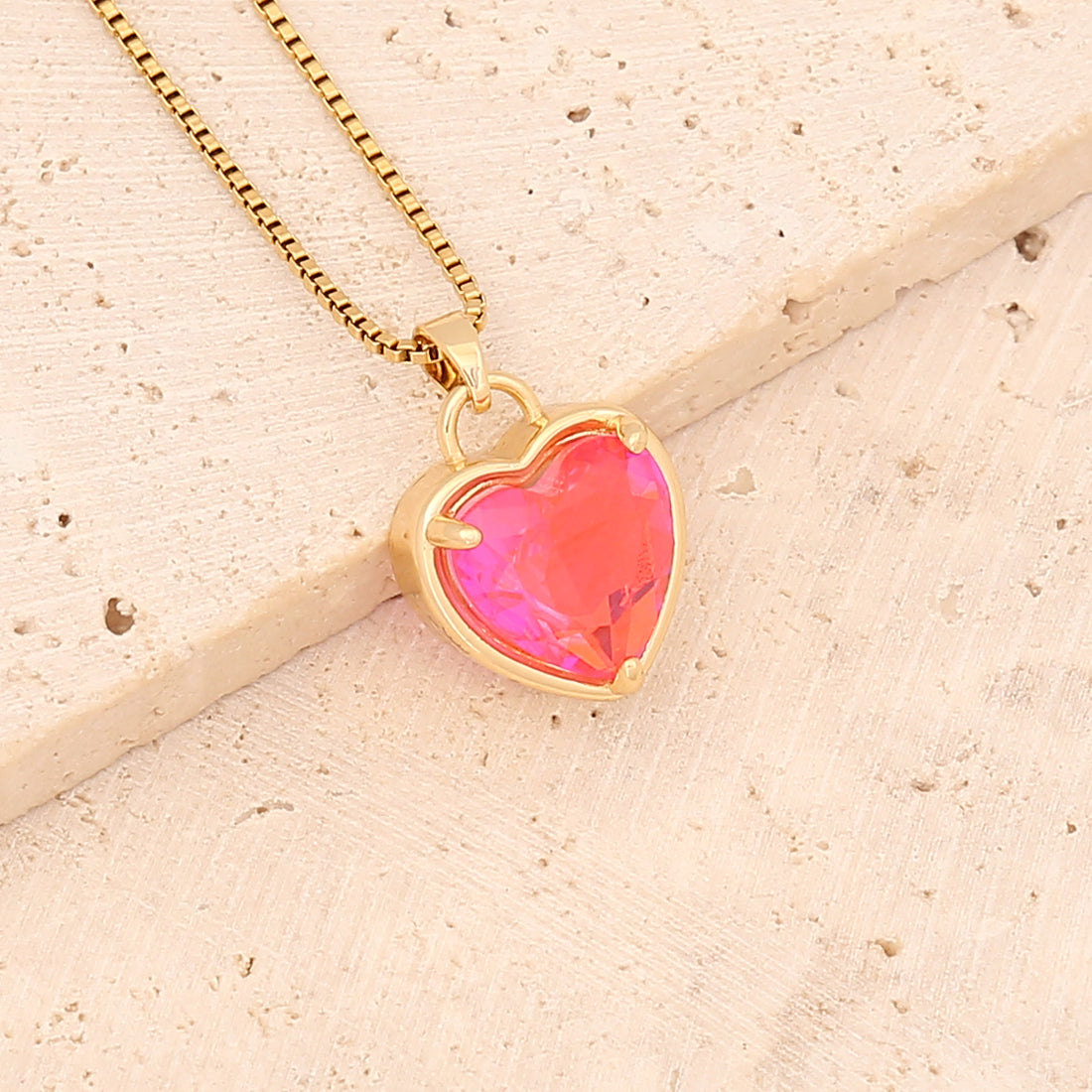 Fashion Heart Shape Stainless Steel Pendant Necklace Gold Plated Artificial Crystal Stainless Steel Necklaces 1 Piece