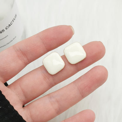 Simple Style Heart Shape Alloy Enamel Ear Studs