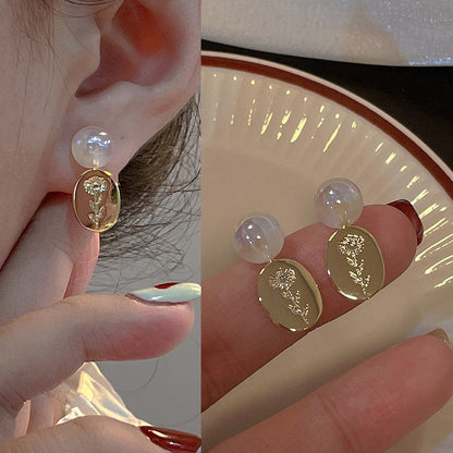 Fashion Heart Shape Flower Copper Beaded Plating Inlay Pearl Zircon Earrings Ear Studs 1 Pair