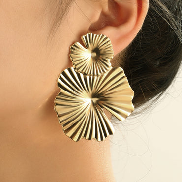 Retro Flower Metal Plating Women's Drop Earrings 1 Pair