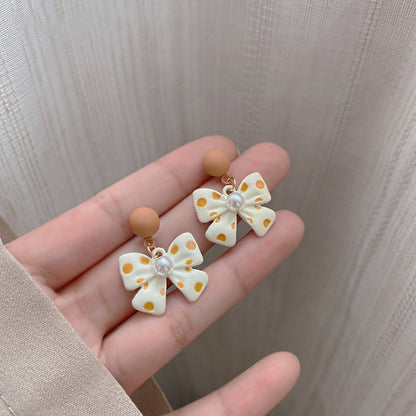 Fashion Flower Alloy Inlay Artificial Gemstones Pearl Women's Ear Studs 1 Pair