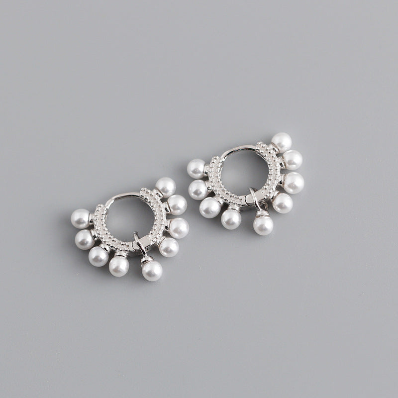 Fashion Round Silver Inlaid Pearls Earrings 1 Pair