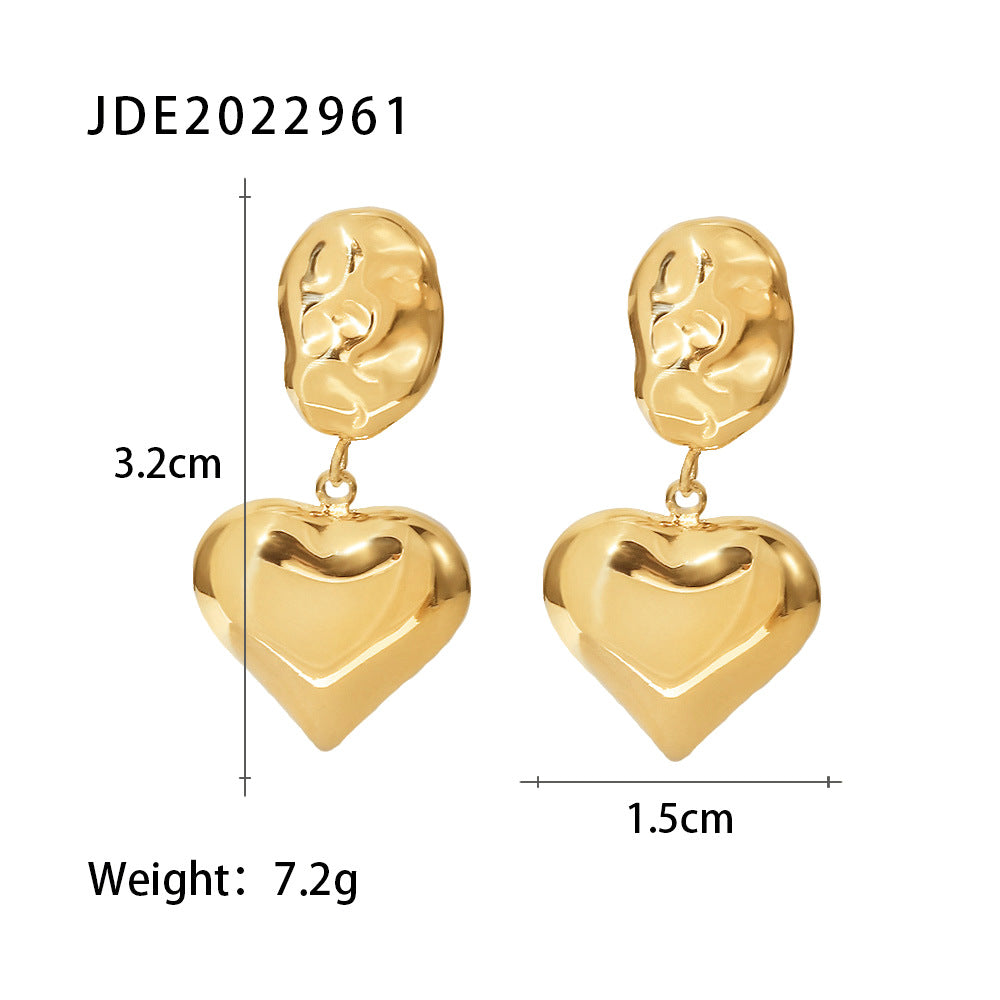 Retro Heart Shape Stainless Steel Gold Plated Earrings 1 Pair