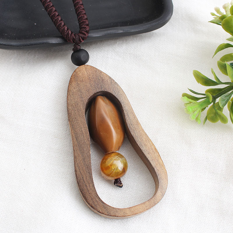 Simple Style Irregular Wood Handmade Women's Pendant Necklace 1 Piece