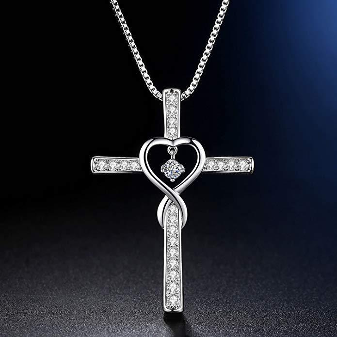 Retro Cross Heart Shape Alloy Inlay Rhinestones Women's Pendant Necklace 1 Piece