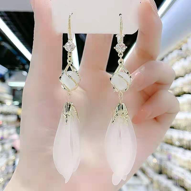 Korean Style Bow Knot Alloy Plating Rhinestones Pearl Women's Earrings 1 Pair