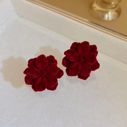 Retro Flower Flocking Three-dimensional Women's Ear Studs 1 Pair