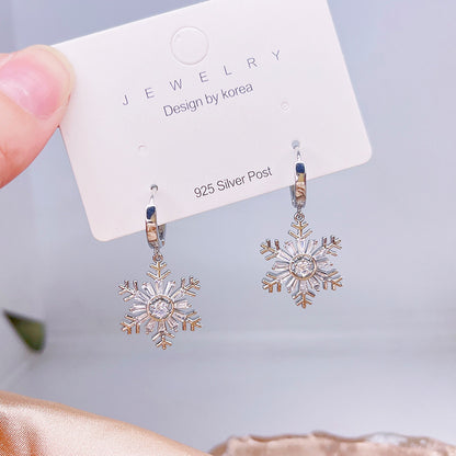 Fashion Christmas Tree Snowflake Copper Plating Inlay Zircon Ear Studs 1 Pair