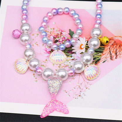 Fashion Fish Tail Resin Beaded Girl's Pendant Necklace 1 Set