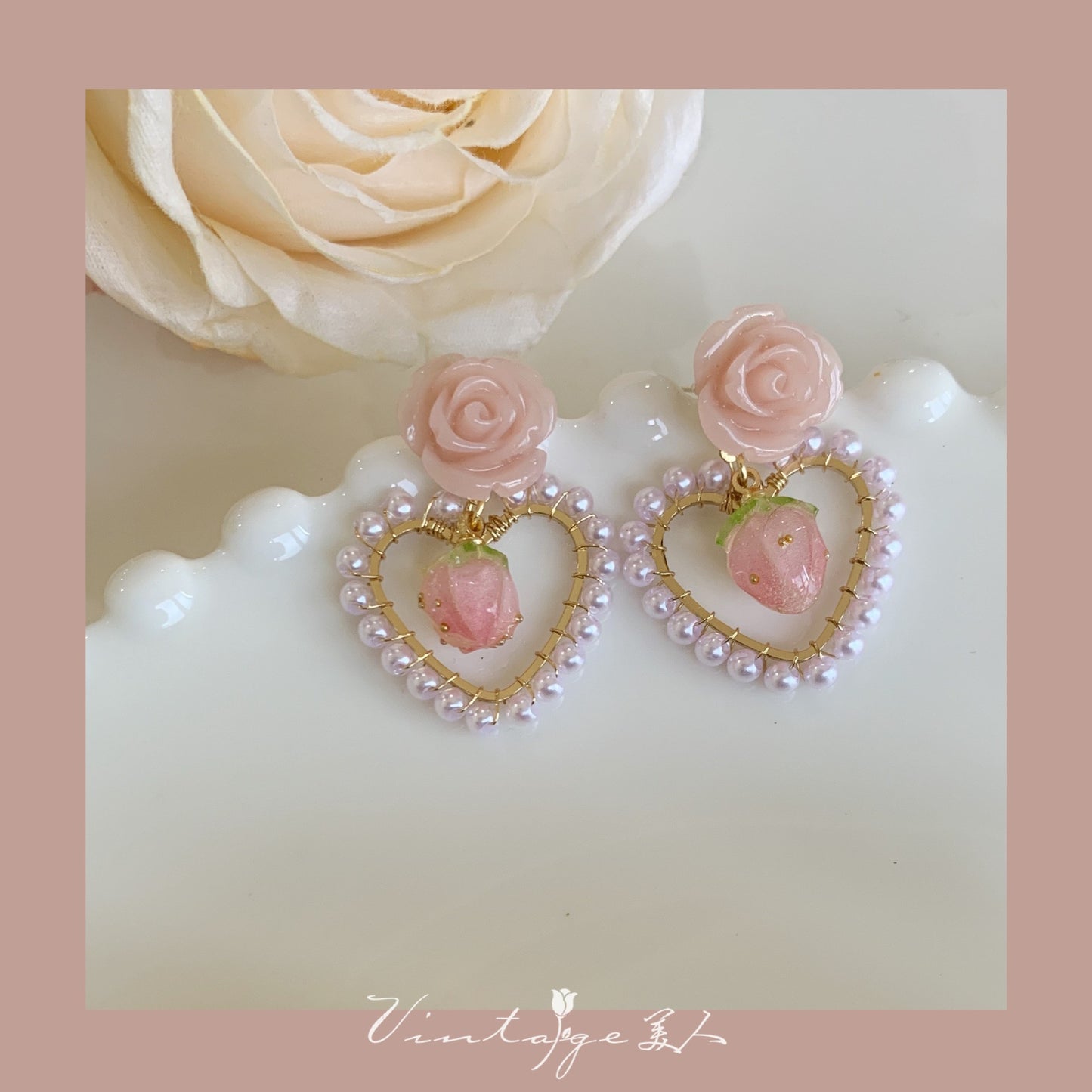 Retro Heart Shape Flower Alloy Plating Inlay Artificial Gemstones Pearl Women's Ear Clips 1 Pair