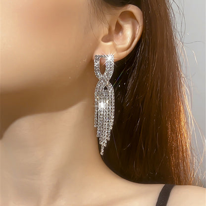 Luxurious Geometric Rhinestone Tassel Drop Earrings 1 Pair