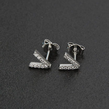 Fashion Letter Copper Inlay Zircon Ear Studs 1 Pair