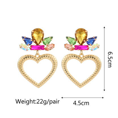 1 Pair Retro Flower Steel Needle Inlay Artificial Pearls Zircon Women'S Earrings