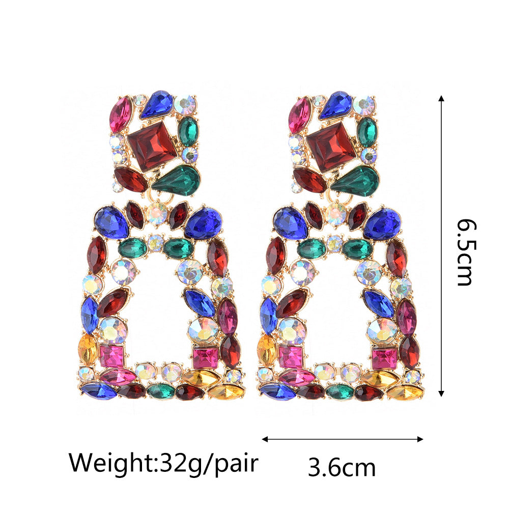 1 Pair Retro Flower Steel Needle Inlay Artificial Pearls Zircon Women'S Earrings