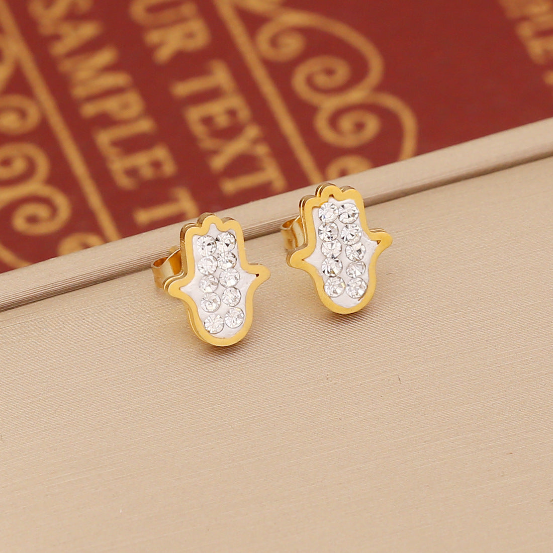 Fashion Heart Shape Butterfly Stainless Steel Plating Rhinestones Earrings 1 Pair