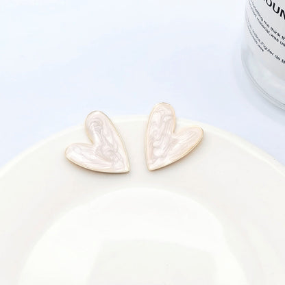 1 Pair Fashion Heart Shape Metal Stoving Varnish Valentine's Day Women's Ear Studs