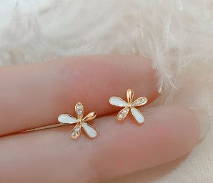 1 Pair Fashion Flower Alloy Plating Inlay Artificial Diamond Opal Women's Ear Studs