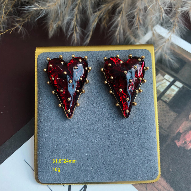 1 Pair Retro Heart Shape Alloy Plating Resin Women's Earrings