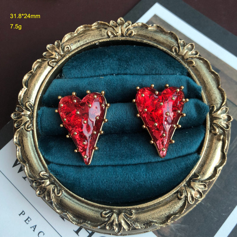 1 Pair Retro Heart Shape Alloy Plating Resin Women's Earrings