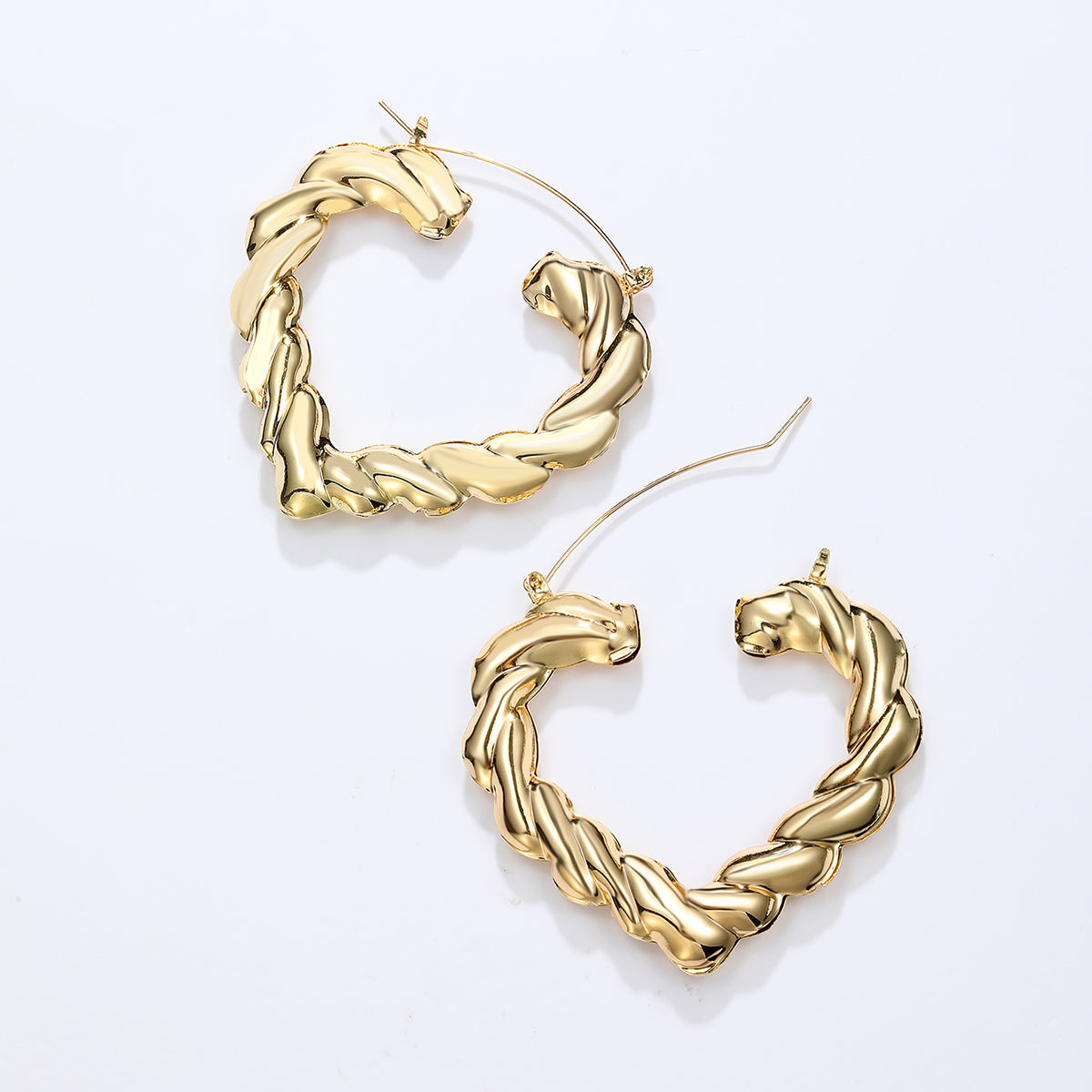 1 Pair Exaggerated Heart Shape Plating Iron 18k Gold Plated Hoop Earrings