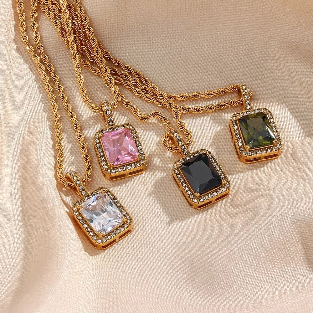 Simple Style Rectangle Copper Gold Plated Zircon Pendant Necklace In Bulk