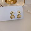 1 Pair Retro Letter Copper Inlay Artificial Pearls Drop Earrings