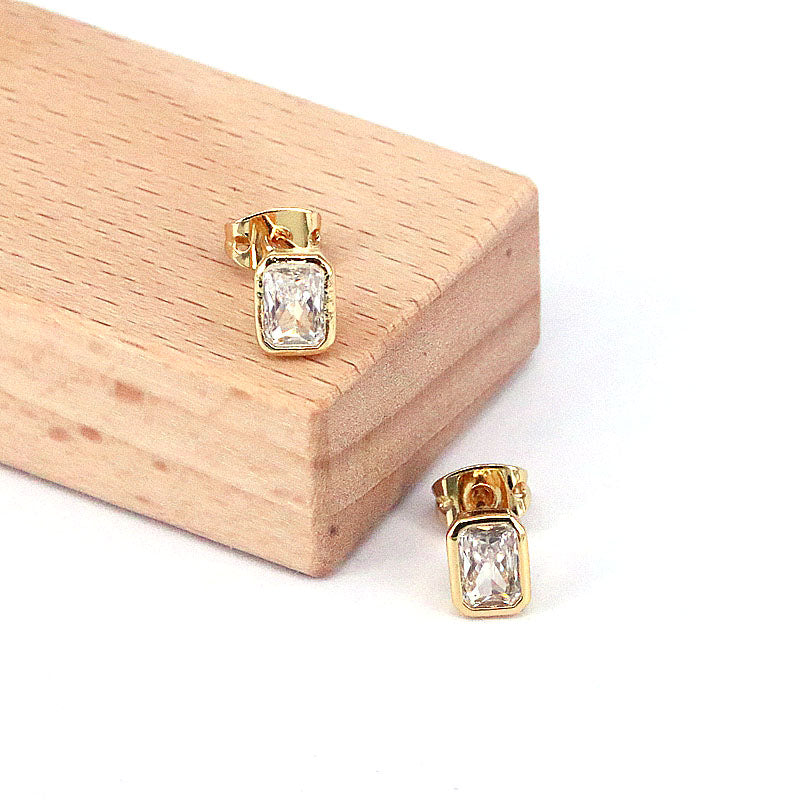 1 Pair Fashion Square Copper Plating Inlay Zircon Ear Studs