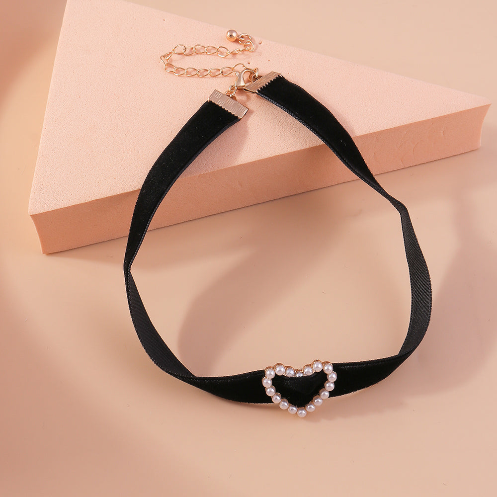 1 Piece Sexy Letter Bow Knot Cloth Handmade Women's Choker