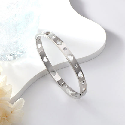 1 Piece Fashion Heart Shape Stainless Steel Plating Hollow Out Inlay Zircon Bangle