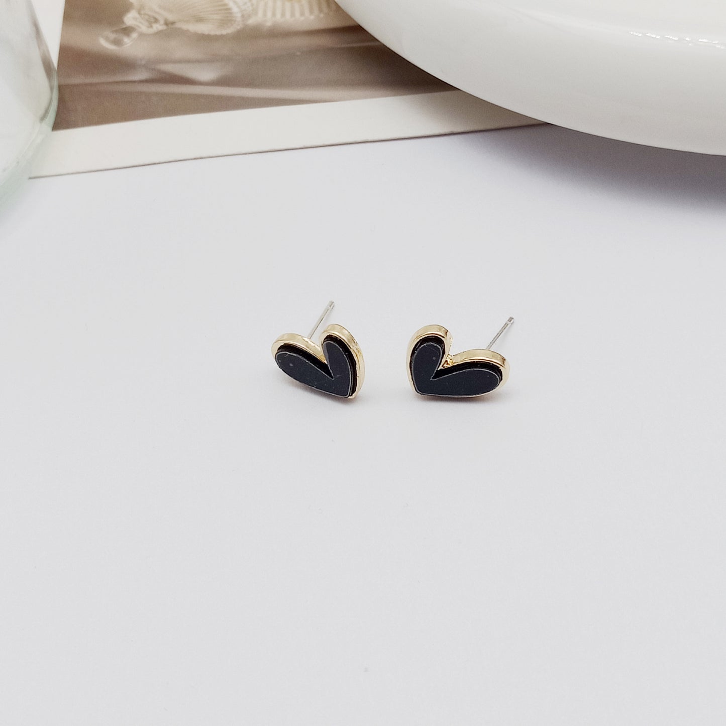 Fashion Heart Shape Alloy Enamel Ear Clips Ear Studs