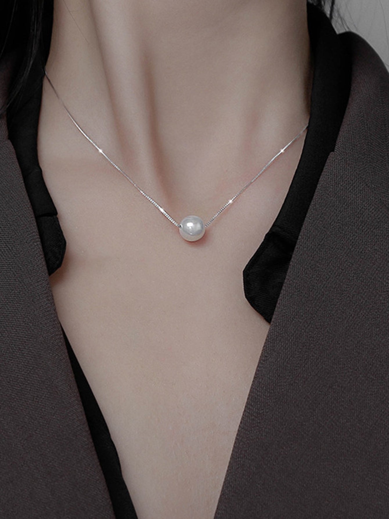 Elegant Pearl Stainless Steel Pendant Necklace