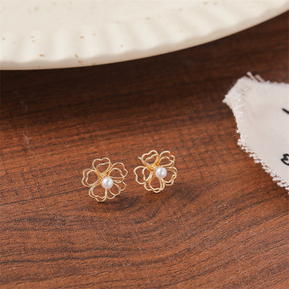 1 Pair Simple Style Flower Alloy Inlay Artificial Pearls Women's Ear Studs