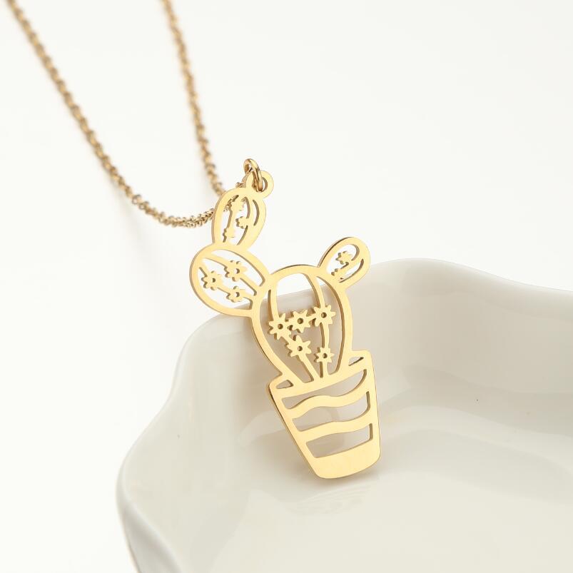 Wholesale Retro Cactus Stainless Steel Titanium Steel Gold Plated Pendant Necklace