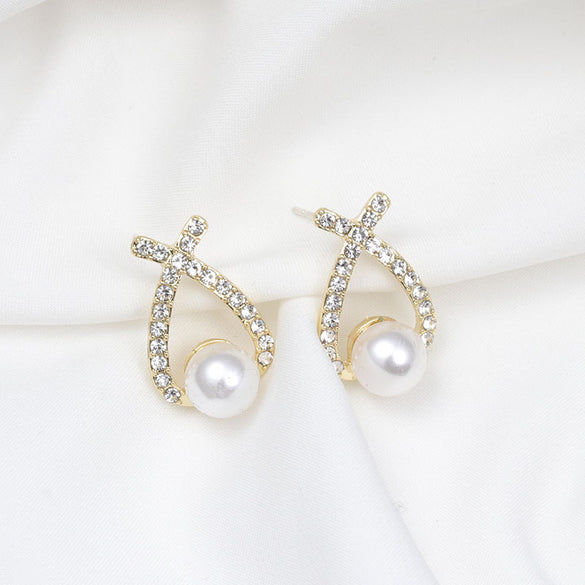 Simple Style Leaf Alloy Inlay Zircon Women's Earrings Ear Studs