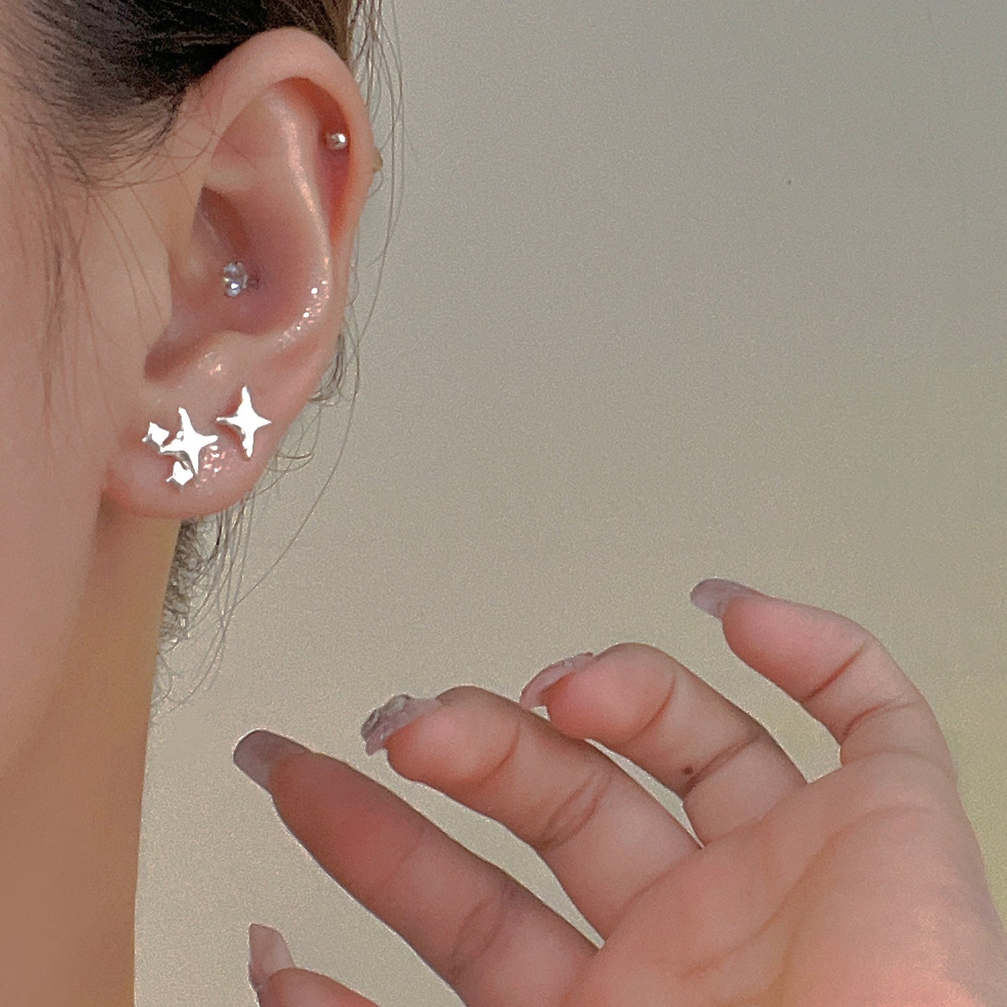 Silver Needle Simple Pearl Earrings Female Ins Style Niche French Ear Studs Temperament High Sense Ear Rings Wholesale