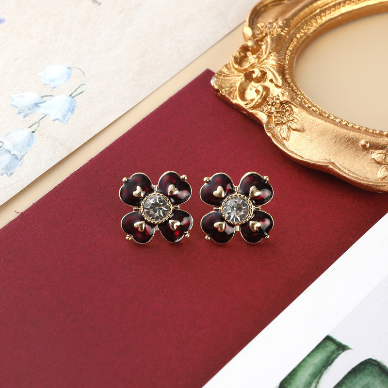 French Style Retro Hong Kong Style 925 Silver Stud Earrings Women's Vintage Court Elegant Earrings Mid-ancient Earrings