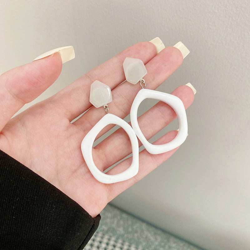 1 Pair Simple Style Irregular Plastic Resin Hollow Out Women's Drop Earrings