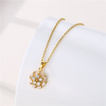 Retro Water Droplets Heart Shape Snowflake Stainless Steel Titanium Steel Plating Inlay Zircon 18k Gold Plated Gold Plated Pendant Necklace