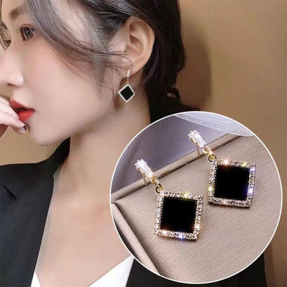 Fashion Round Tassel Heart Shape Alloy Plating Inlay Rhinestones Pearl Women's Earrings 1 Pair