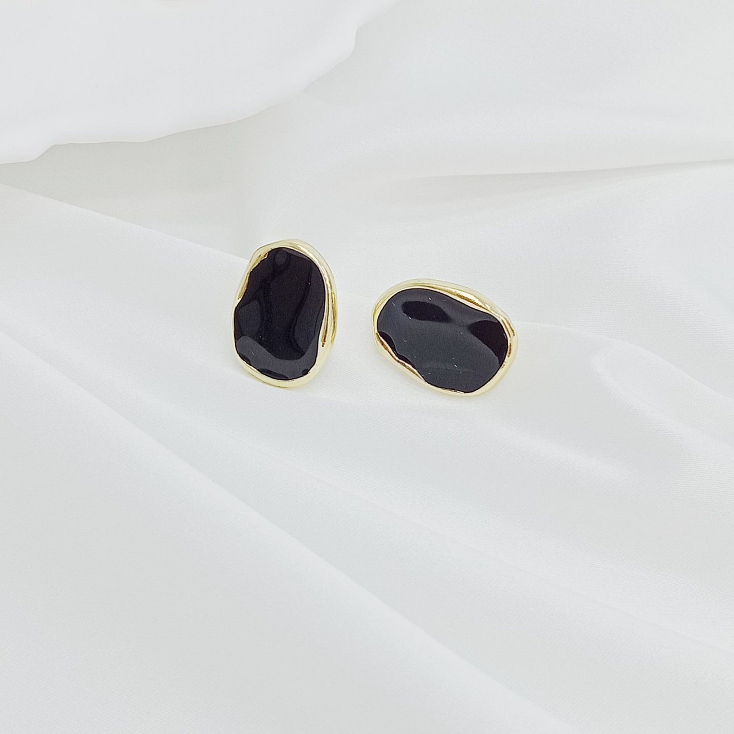 Wholesale Jewelry 1 Pair Artistic Irregular Oval Alloy 18k Gold Plated Ear Studs