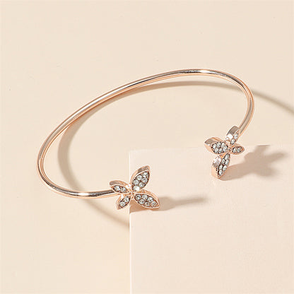 Wholesale 1 Set Simple Style Star Heart Shape Butterfly Stainless Steel Metal 18k Gold Plated Gold Plated Silver Plated Turquoise Rhinestones Zircon Bangle