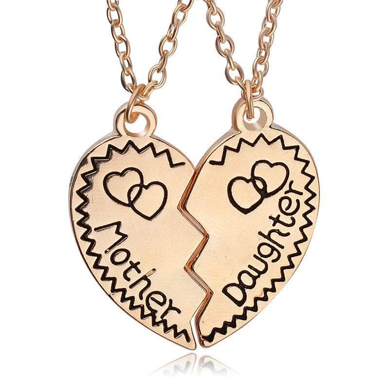 1 Piece Mama Simple Style Letter Moon Heart Shape Alloy Copper Plating Inlay Artificial Rhinestones Artificial Diamond Rose Gold Plated Gold Plated Silver Plated Pendant Necklace